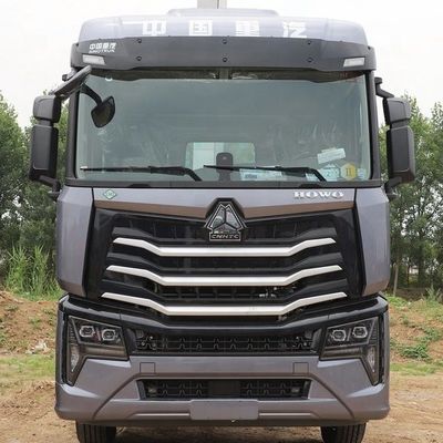 comprare Trattore a GNL di seconda mano Sinotruk HOWO MAX 6X4 460 CV con 2 marcia indietro online manufacture