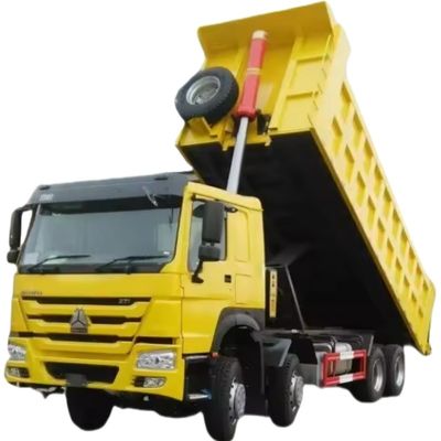 Un buon prezzo. Camionino di scarico Sinotruk usato Howo 371 375 Weichai Camionino di scarico 6x4 Serbatoio di carburante 300-400L in linea