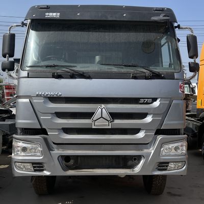 Un buon prezzo. 2024 Dump truck per l'installazione in loco con gru manuale Howo da 375 CV e tipo di carburante diesel in linea