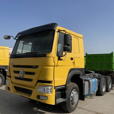 Un buon prezzo. 12.00R20 Pneumatici 300-400L Capacità del serbatoio di carburante 371 CV 6X4 Testa del trattore Come utilizzato in linea