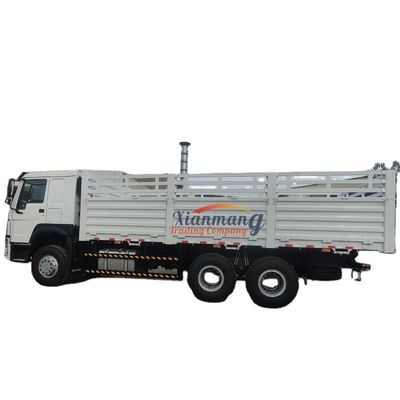 Un buon prezzo. 371hp Diesel Howo Cargo Truck, Sinotruk 6*4 10 Ruoters Used Cargo Truck in linea