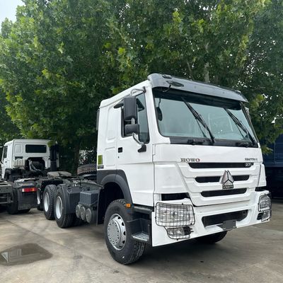 Un buon prezzo. SINOTRUK HOWO SEMI TRAILER TRACTORE CHEAD TRUCK con aria condizionata 60-70 tonnellate 371HP 380HP 400HP 420HP WEICHAI E SINOTRUCK MOTORE in linea