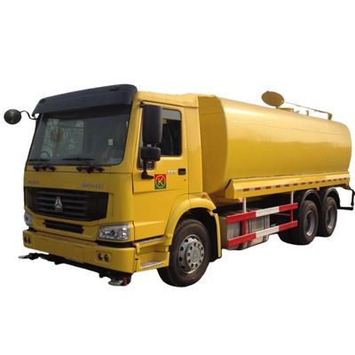 Un buon prezzo. Sinotruk Howo7 20m3 Capacità Cisterna dell'acqua Camion 10 ruote Camion a spruzzo liquido Camion diesel Tipo combustibile in linea